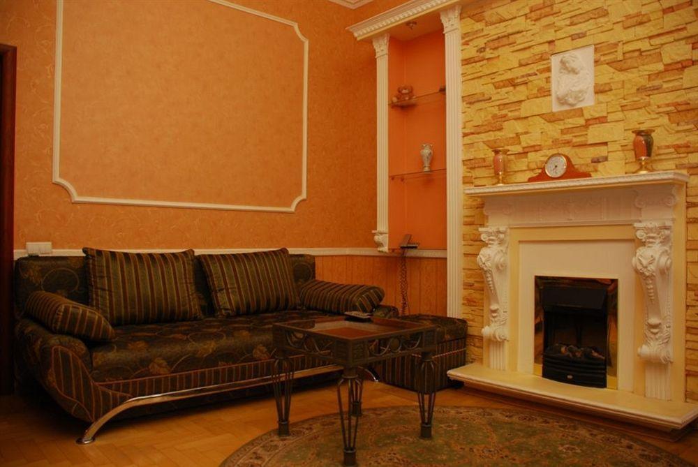 Pecherskie Lipki Hotel Kiev Luaran gambar
